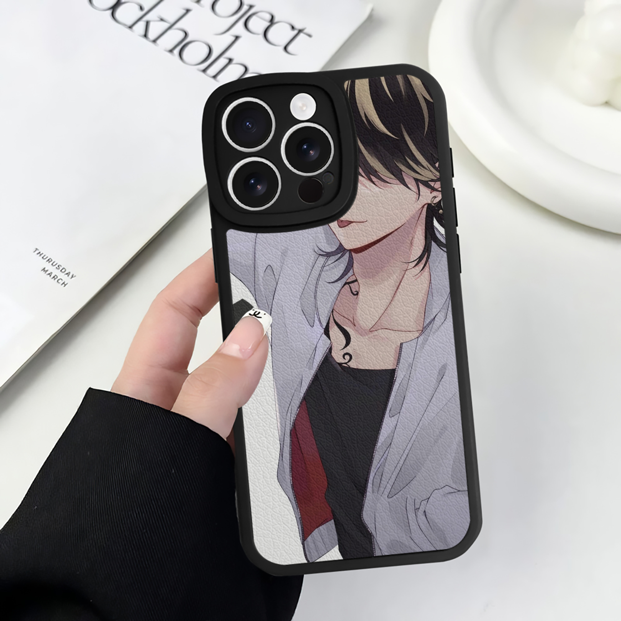 （画像用） 東京リベンジャーズ Tokyo Revengers 【iPhone 16シリーズ対応】シリコンスマホケース（レザー調） 材質：シリコン